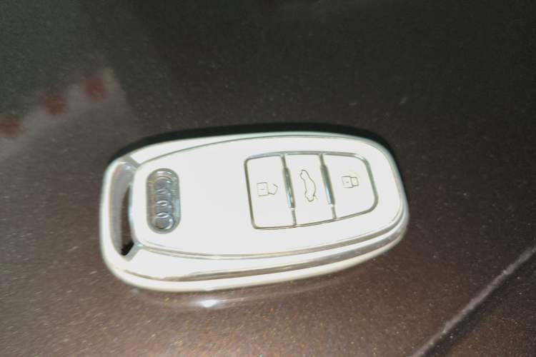 Used Audi Q5 2016 40 TFSI Comfort Model
