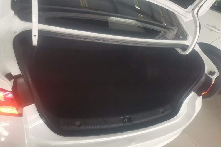 Used BAIC Senova D50 2018 1.5L Manual Luxury Intelligent Driving Version
