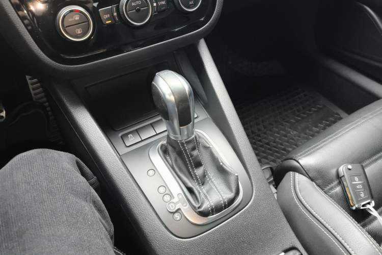 Used Volkswagen Scirocco 2015 R 2.0TSI
