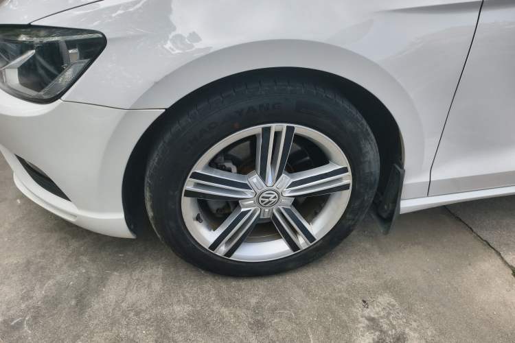 Used Volkswagen Lamando 2015 330TSI DSG Comfort Edition
