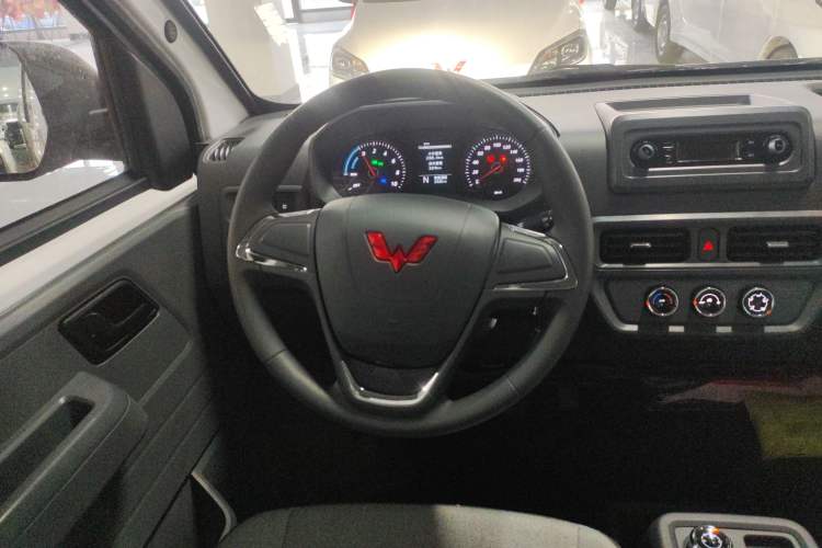 Used Wuling Yangguang 