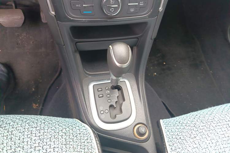 Used Peugeot 308 2014 Enjoyment Edition Classic 1.6L Automatic Fashion Model
