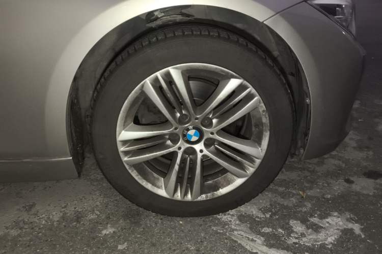 Used BMW 3 Series 2016 320Li Ambition Model
