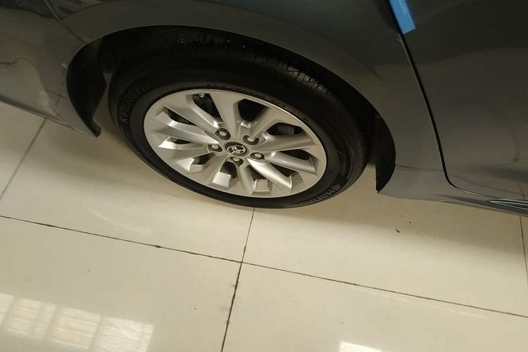 Used Toyota Corolla 2021 Dual-Motor 1.8L E-CVT Elite Edition