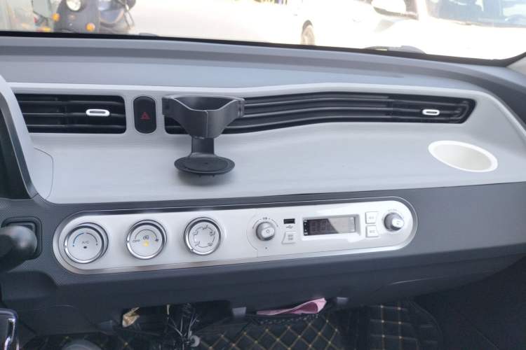 Used Wuling Hongguang MINIEV 2021 Macaron Premium Model – Lithium Iron Phosphate
