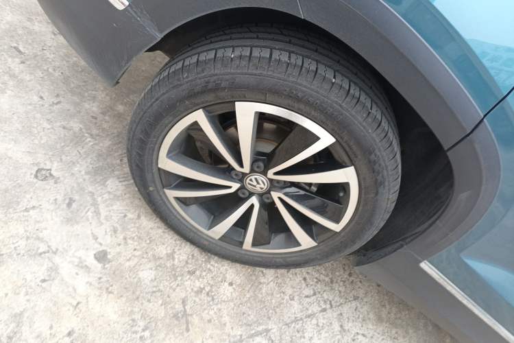 Used Volkswagen Tharu 2019 280TSI Two-Wheel Drive Flagship Version China VI Standard
