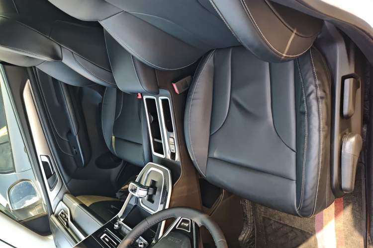 Used Haval M6 2023 PLUS 1.5T DCT Luxury Smart Connectivity Model
