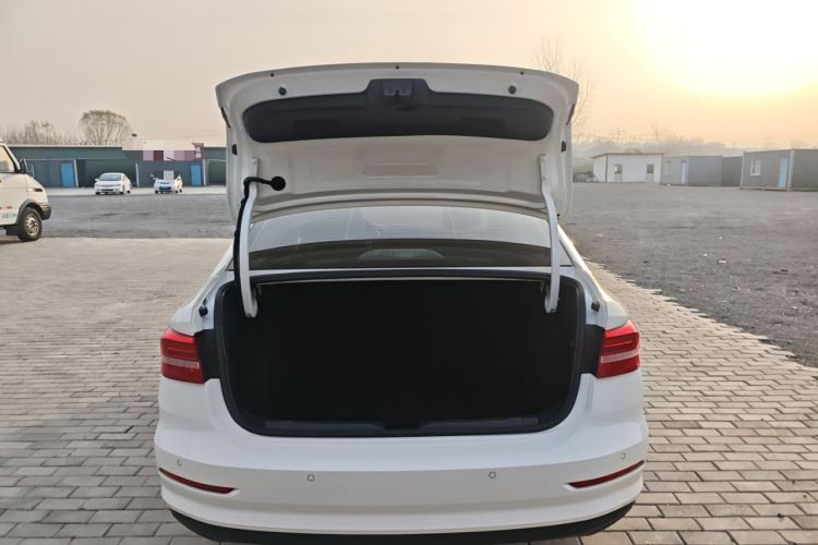 Used Volkswagen Lavida 2021 1.5L Automatic Fashion Edition