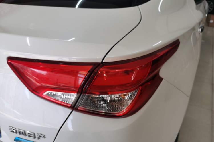 Used Nissan Lannia 2016 1.6L CVT Cool Edition
