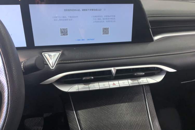 Used Venucia V 2021 260T Idol Edition