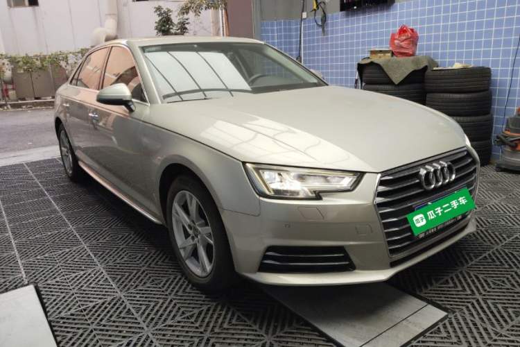 Used Audi A4L 2018 30th Anniversary Edition 40 TFSI Trendy Model