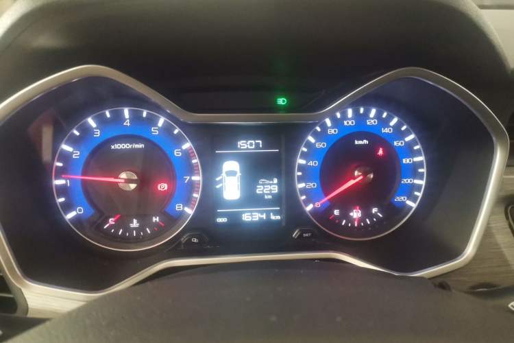 Used Geely Auto Vision X3 2017 1.5L Manual Elite Model
