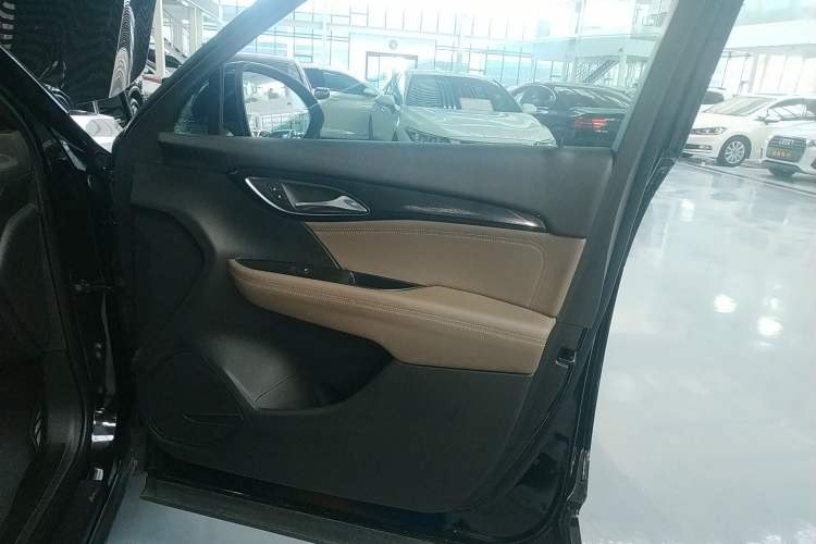 Used Buick Envision 2021 Encore Plus 652T Five-Seat Luxury Model
