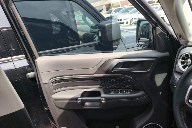 Used Tank 300 2023 Off-Road Edition 2.0T Challenger
