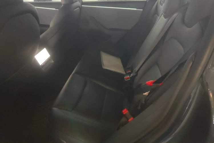 Used Tesla Model 3 2023 Rear-Wheel-Drive Version
