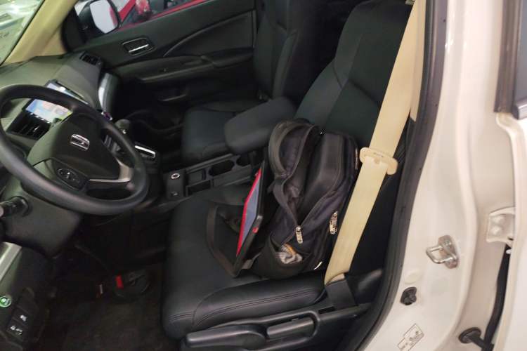 Used Honda CR-V 2016 2.0L Two-Wheel Drive Classic Edition
