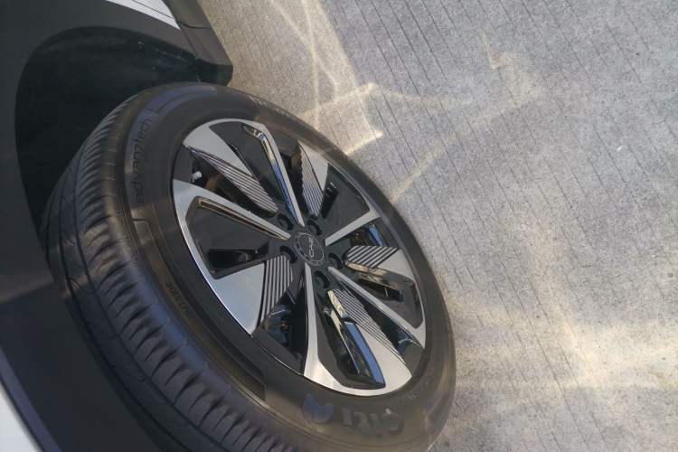 Used BYD Song PLUS New Energy 2025 DM-i Intelligent Driving 112KM Prestige Model