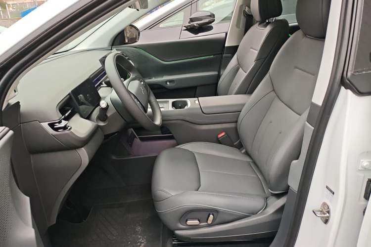 Used XPeng G6 2025 625 Long-Range Max Tech Edition
