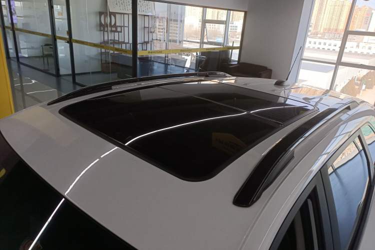 Used Chevrolet Trax 2019 Redline 335T CVT Top-Tier Model China VI Standard