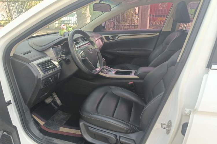 Used Geely Auto Emgrand GL 2017 1.8L DCT Elite Model