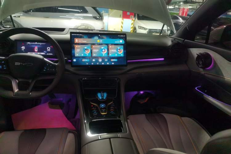 Used BYD Frigate 07 2023 DM-i 100KM Flagship Model
