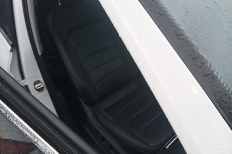 Used Volkswagen Tiguan L 2021 280TSI Automatic Two-Wheel Drive Smart Edition
