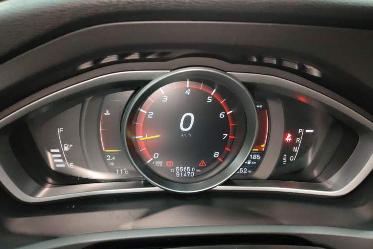 Used Volvo V40 2017 T3 Zhiyi Edition