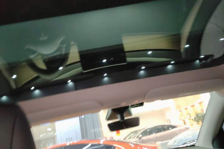 Used Tesla Model Y 2021 Long-Range All-Wheel-Drive Version