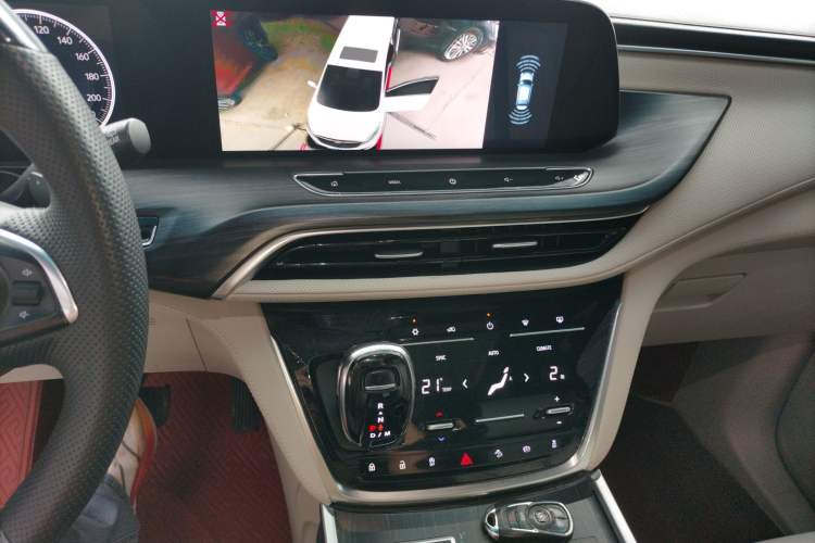 Used Buick GL8 2021 ES Landtrek 653T Comfort Edition
