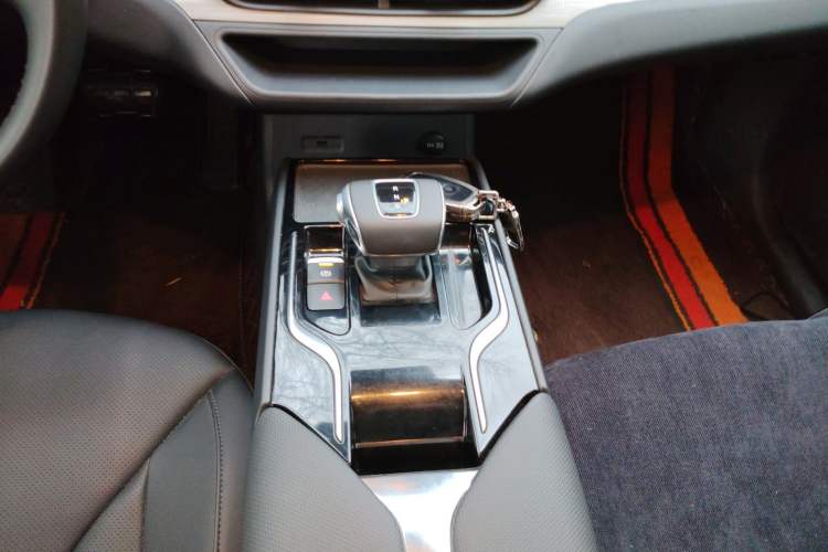 Used Hongqi E-QM5 2024 610 km PLUS
