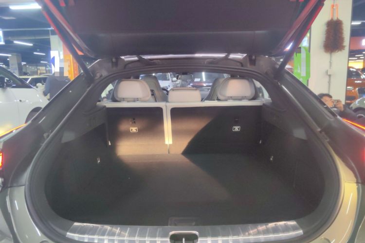 Used Zeekr 001 2025 WE Edition 100 kWh Rear-Wheel Drive
