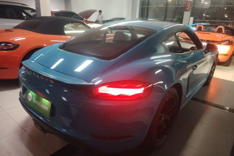 Used Porsche 718 2020 Cayman 2.0T
