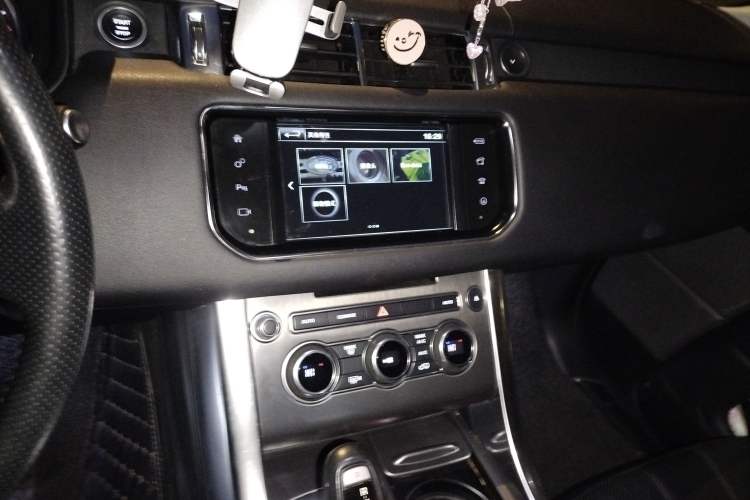 Used Land Rover Range Rover Sport 2016 3.0 SC V6 SE