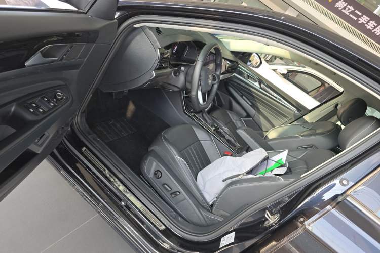 Used Volkswagen Passat 2022 330TSI Elite Edition
