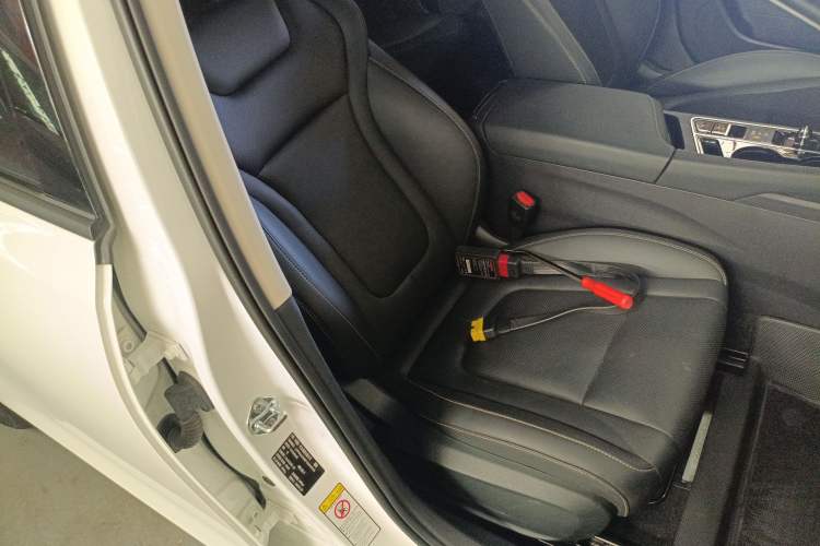 Used Bestune B70 2024 Fourth Generation 2.0T Lingyu Version
