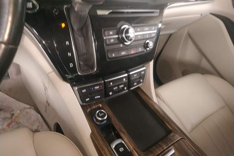 Used GAC Trumpchi M8 2018 320T Luxury Edition