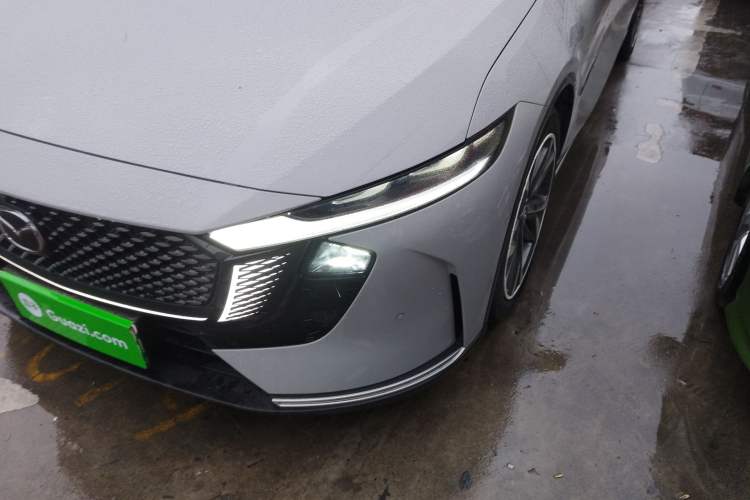 Used Mazda EZ-6 2024 Range-Extended 200 Luxury Edition