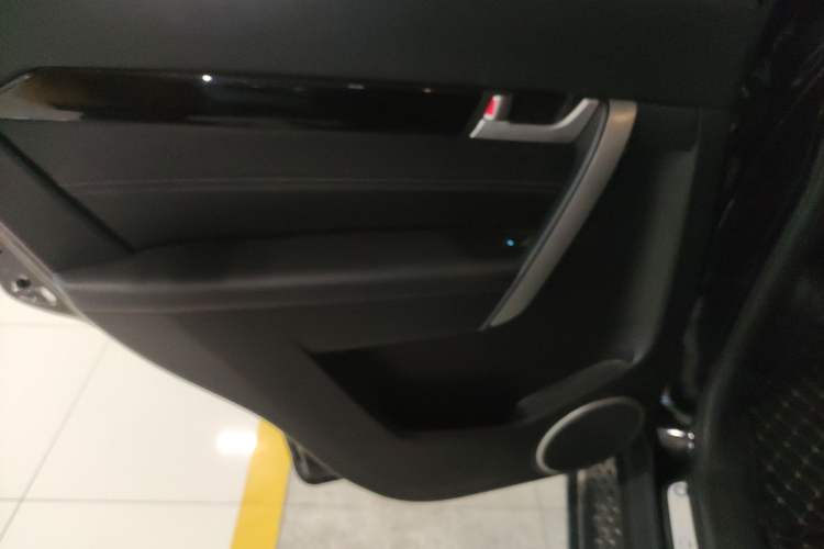 Used Chevrolet Captiva 2014 2.4L Two-Wheel Drive Urban Version 7 Seats
