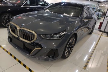 Used BMW 5 Series 2024 530Li Luxury Edition M Sport Package