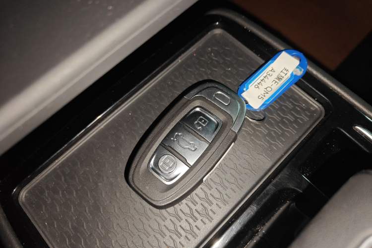 Used Hongqi E-QM5 2023 Revised Version Basic Travel Edition
