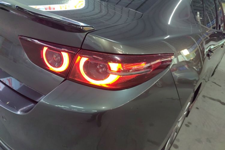 Used Mazda Mazda 3 Axela 2020 2.0L Automatic Luxury Version
