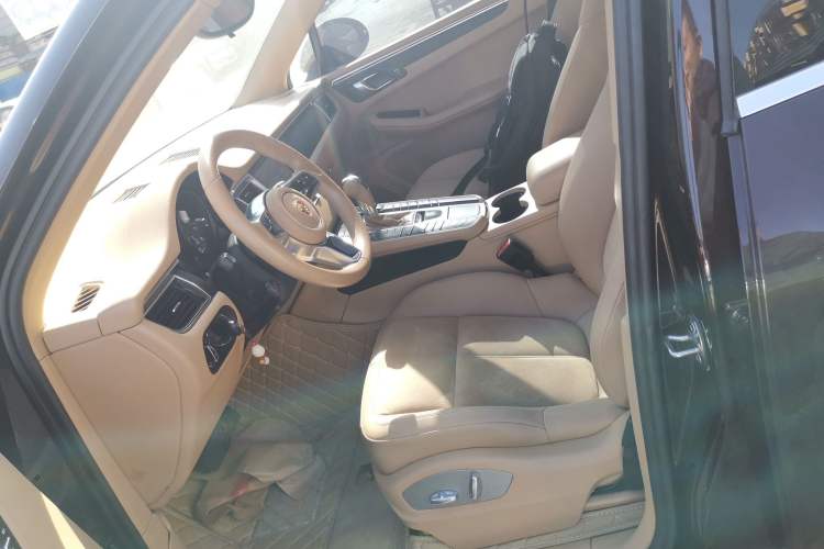 Used Porsche Macan 2014 Macan 2.0T
