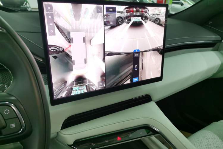 Used Zeekr 001 2025 WE Edition 95 kWh All-Wheel Drive
