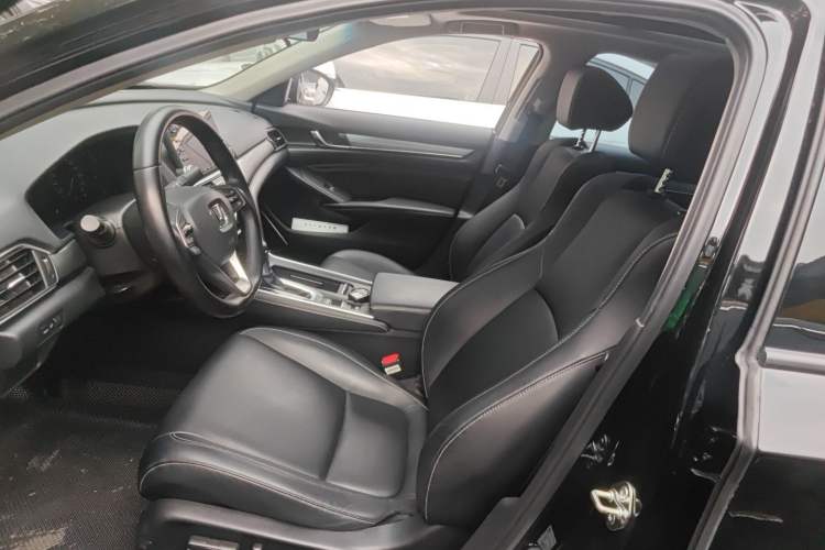 Used Honda Inspire 2019 260TURBO Elegant Edition China VI Emission Standard
