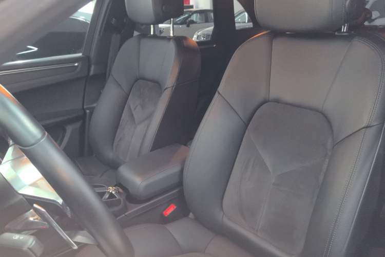 Used Porsche Macan 2020 Macan 2.0T
