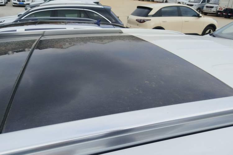 Used Mercedes-Benz GLC 2017 GLC 260 4MATIC Luxury Model