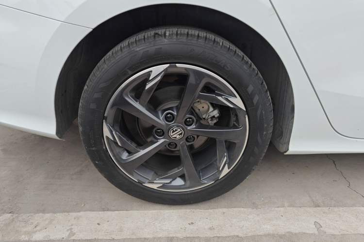 Used MG 5 2023 300TGI DCT Deluxe Edition