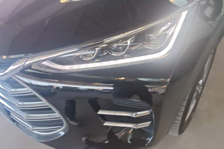 Used BYD Tang New Energy 2019 DM 2.0T All-Wheel Drive Smart Connectivity Enjoyment Model 7 Seats China VI Standard