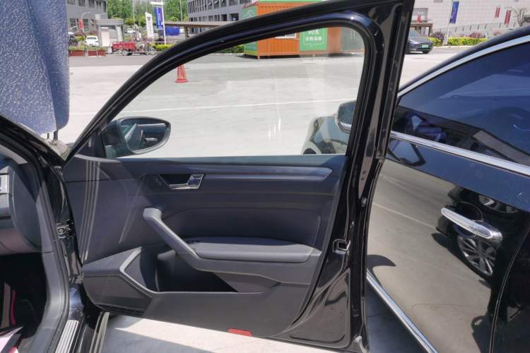 Used Volkswagen Passat 2017 330TSI DSG Luxury Edition