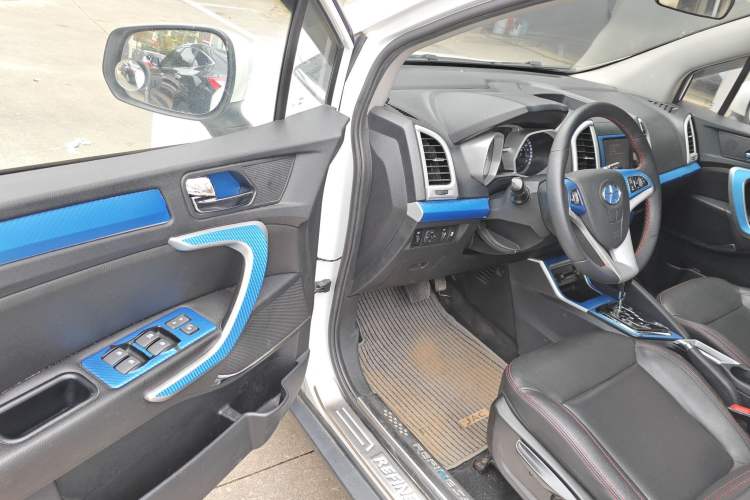 Used  Refine S3 2016 1.5L CVT Luxury Smart Version